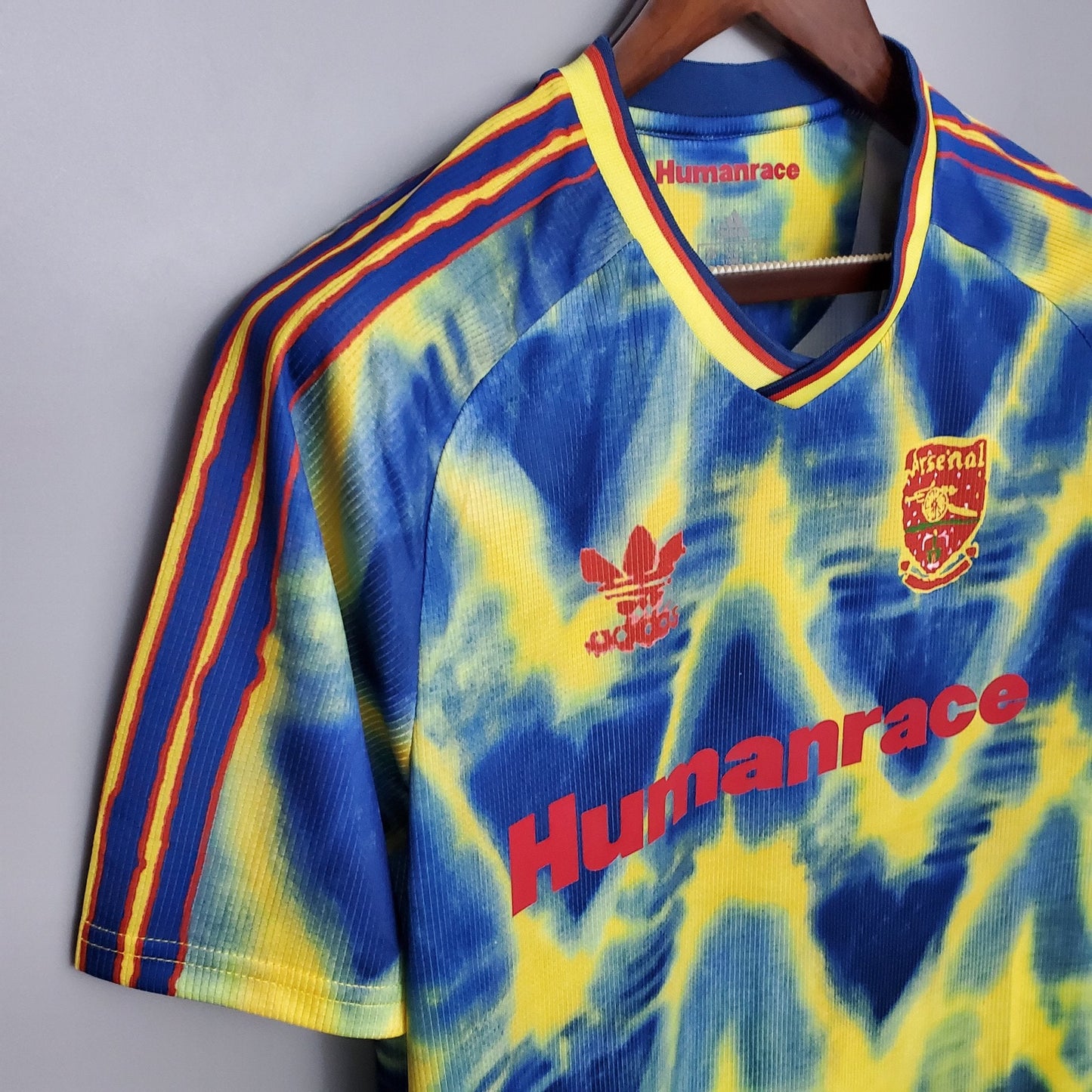 ARSENAL HUMANRACE SHIRT