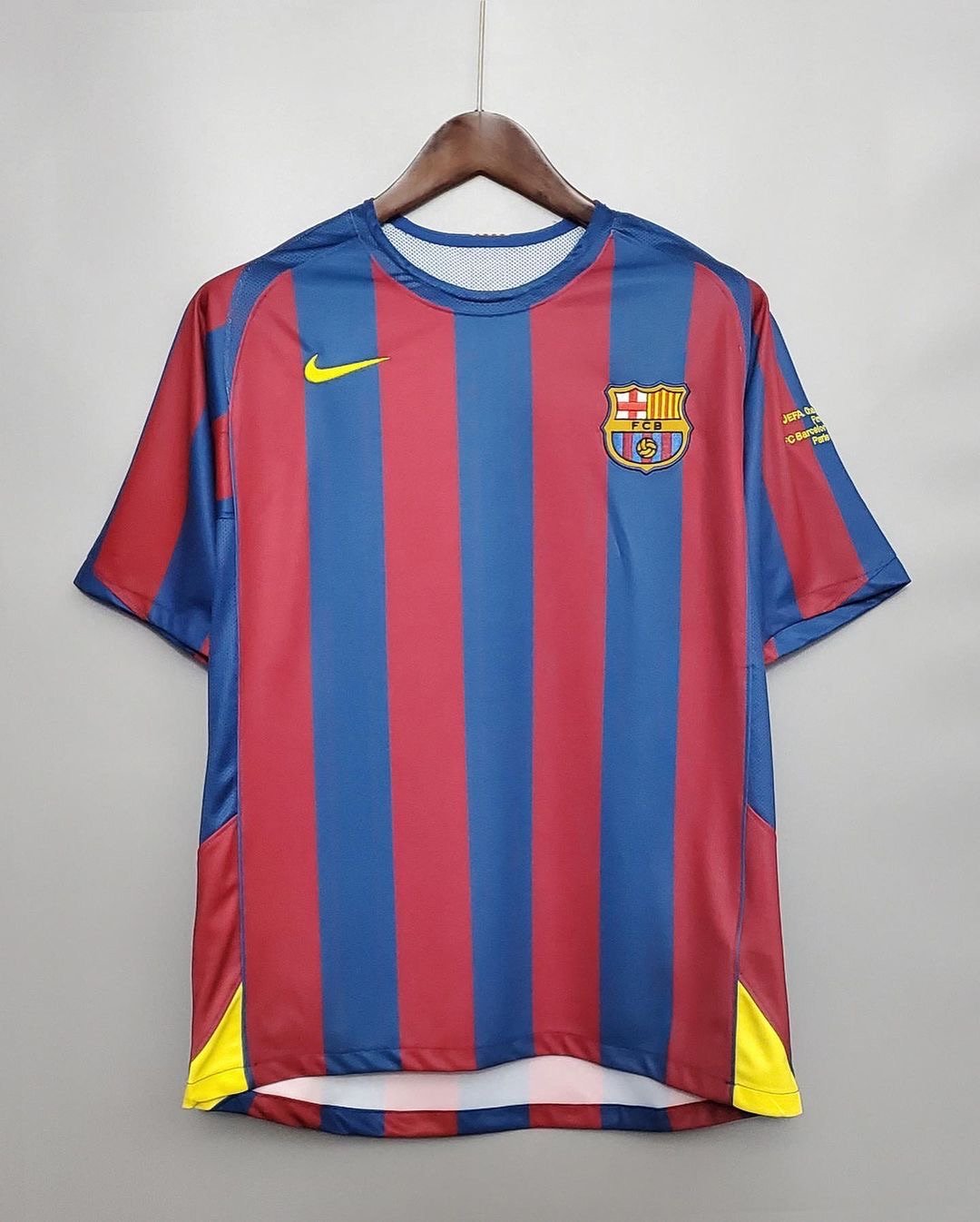 2005-2006 BARCELONA HOME RETRO KIT