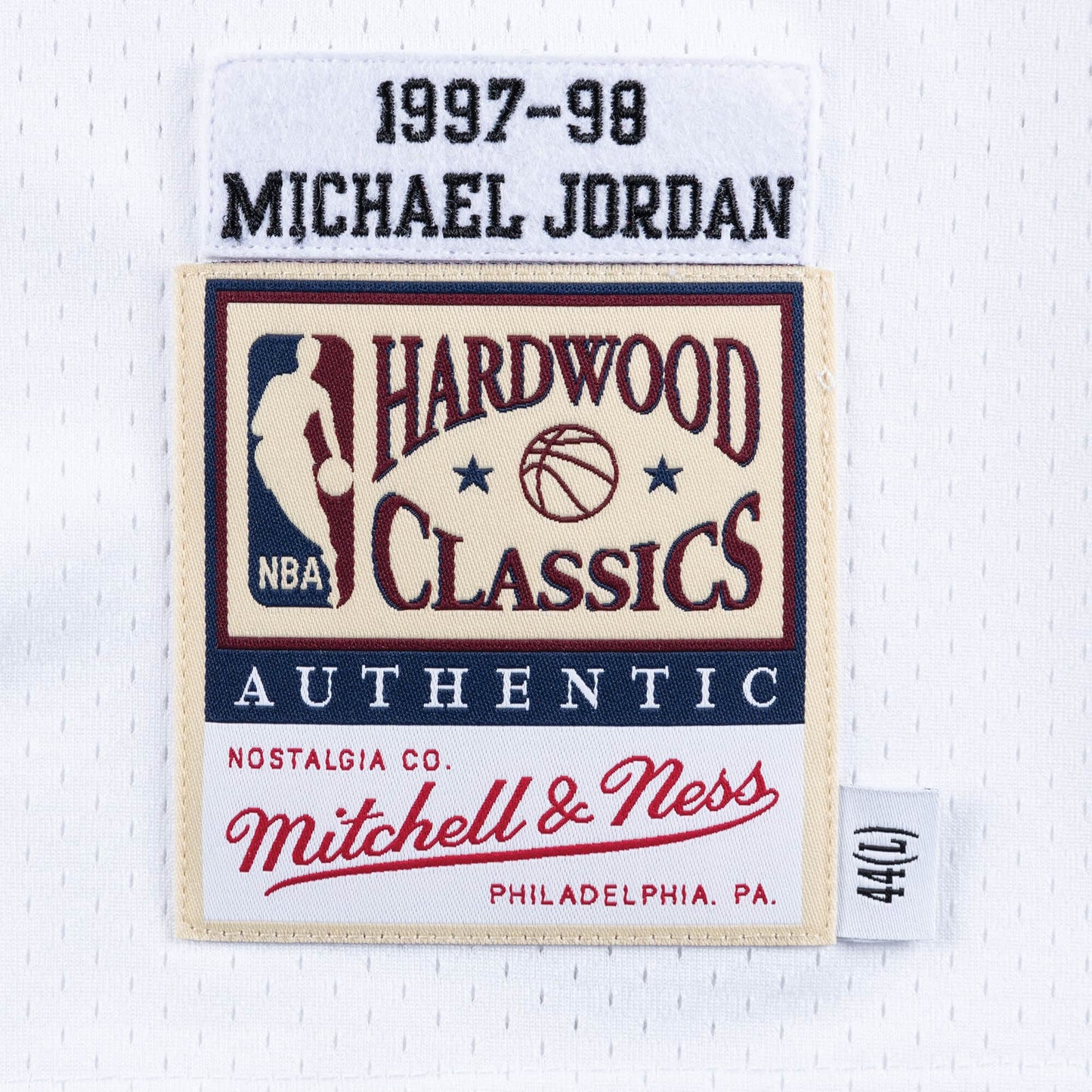 Classics - Home Authentic Jersey Chicago Bulls 1997-98 Michael Jordan NBA Jersey